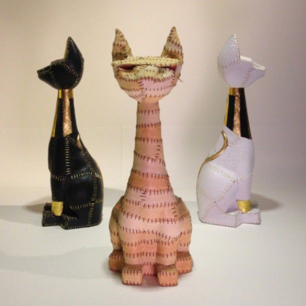 MeSmithy × Argonaut Resins's leatherwrapped "Mummy Tuttz" for NYCC